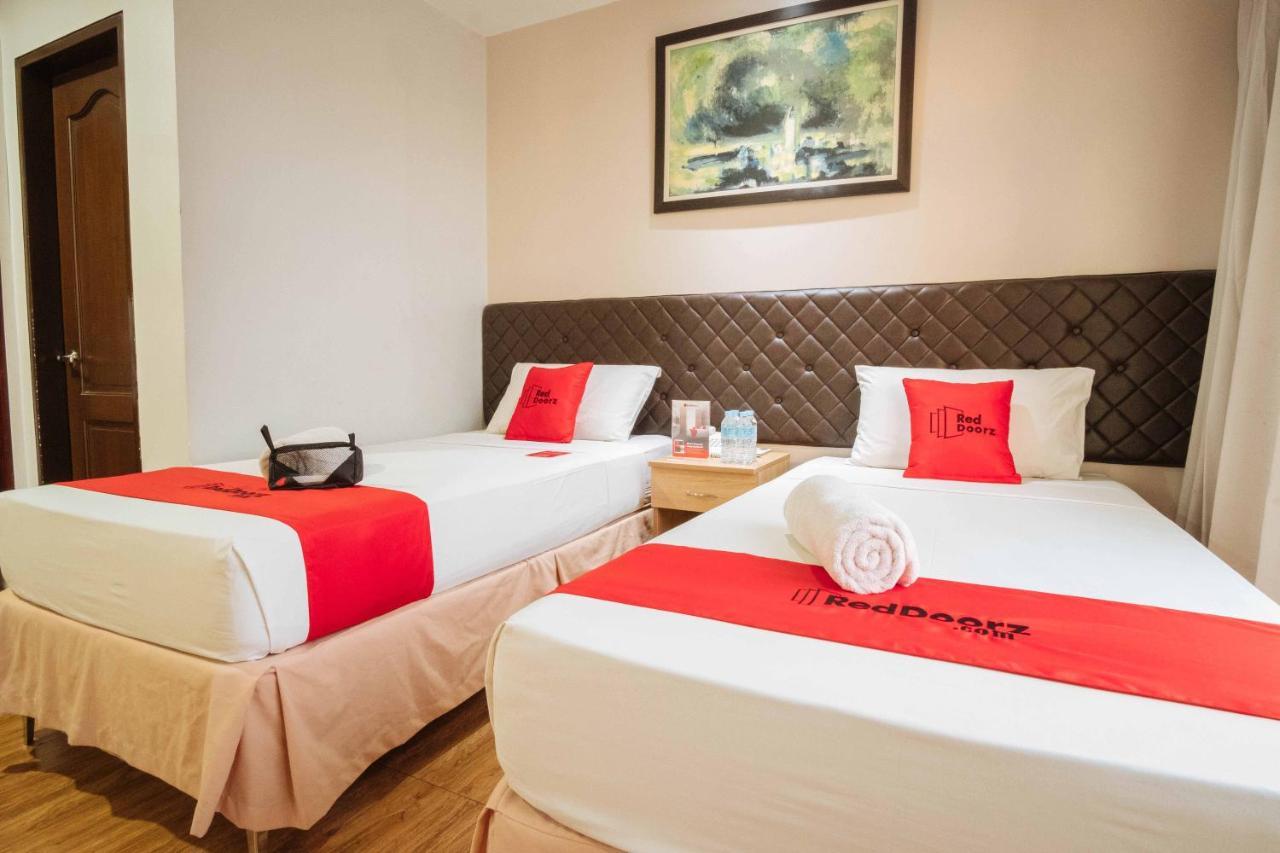 Reddoorz Plus Near Cebu Capitol Exteriér fotografie