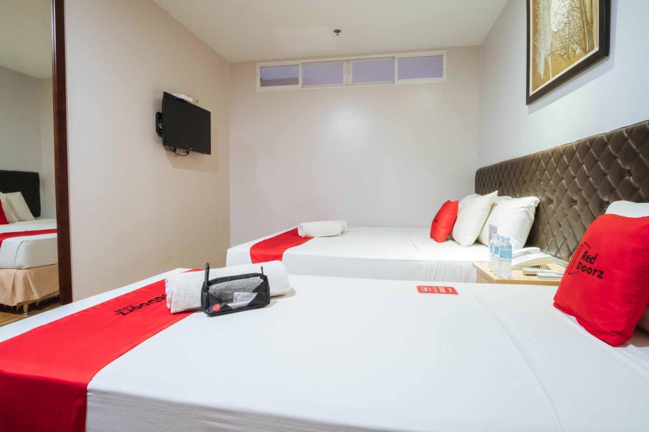 Reddoorz Plus Near Cebu Capitol Exteriér fotografie